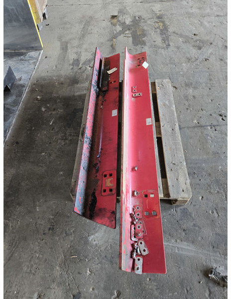 Liebherr Covering right - Bumper: picture 3 Liebherr Covering right - Bumper: picture 3