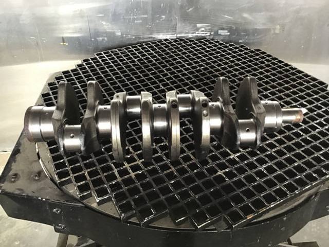 Liebherr Crankshaft D924 - Crankshaft: picture 3 Liebherr Crankshaft D924 - Crankshaft: picture 3