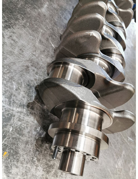 Liebherr Crankshaft D934L - Crankshaft: picture 4 Liebherr Crankshaft D934L - Crankshaft: picture 4