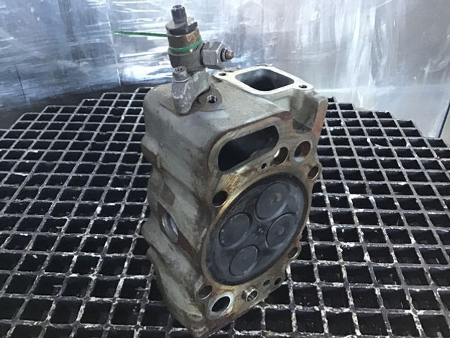 Liebherr Cylinderhead - Cylinder block: picture 2 Liebherr Cylinderhead - Cylinder block: picture 2