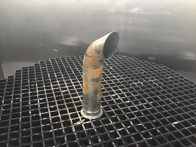 Liebherr End Pipe - Exhaust pipe: picture 5 Liebherr End Pipe - Exhaust pipe: picture 5