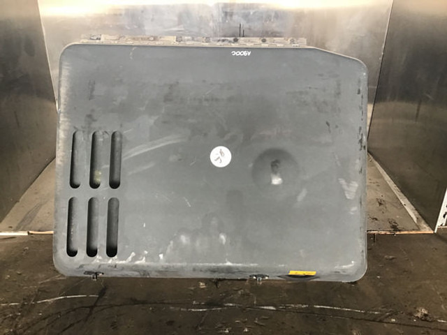 Liebherr Engine Hood - Hood: picture 1 Liebherr Engine Hood - Hood: picture 1