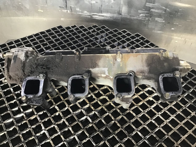 Liebherr Exhaust Pipe - Exhaust pipe: picture 1 Liebherr Exhaust Pipe - Exhaust pipe: picture 1