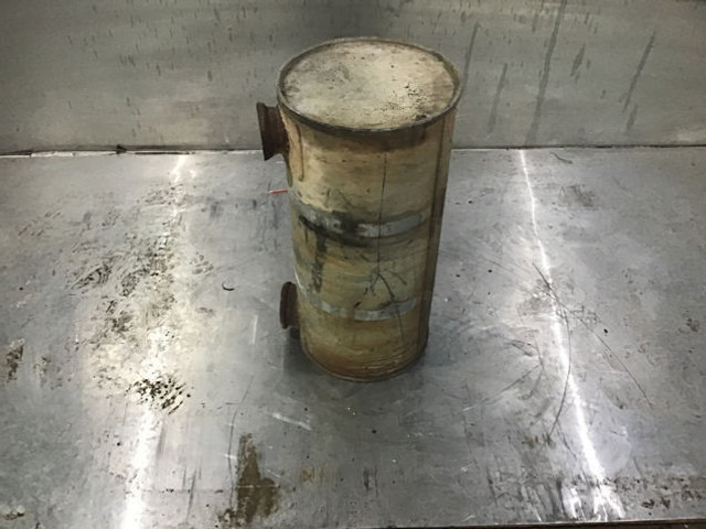 Liebherr Exhaust Silencer - Muffler: picture 1 Liebherr Exhaust Silencer - Muffler: picture 1