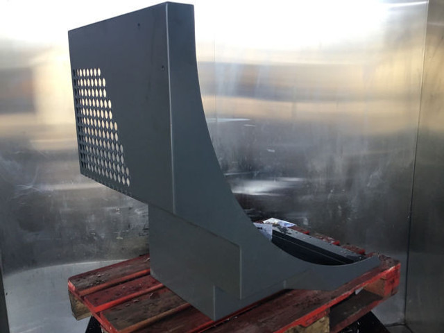 Liebherr Fender Left - Body and exterior: picture 1 Liebherr Fender Left - Body and exterior: picture 1