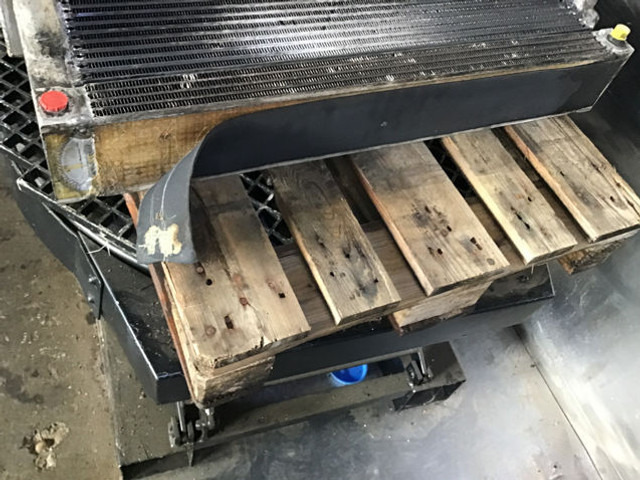 Liebherr Fuelcooler - Oil cooler: picture 2 Liebherr Fuelcooler - Oil cooler: picture 2