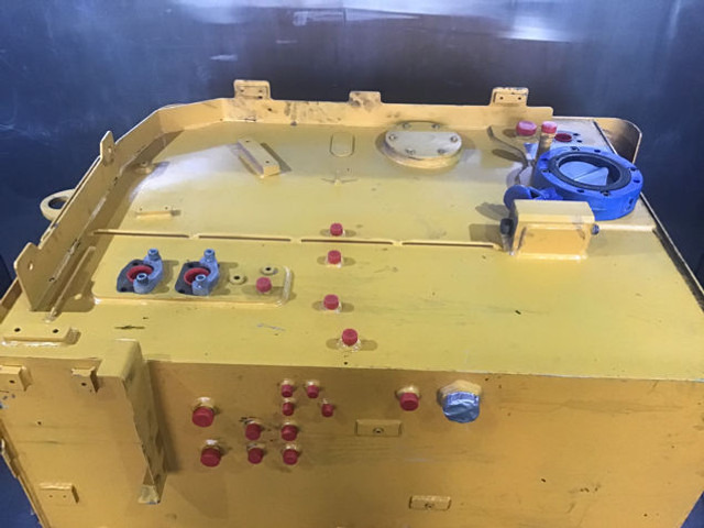 Liebherr Hydraulic Tank - Hydraulic tank: picture 2 Liebherr Hydraulic Tank - Hydraulic tank: picture 2