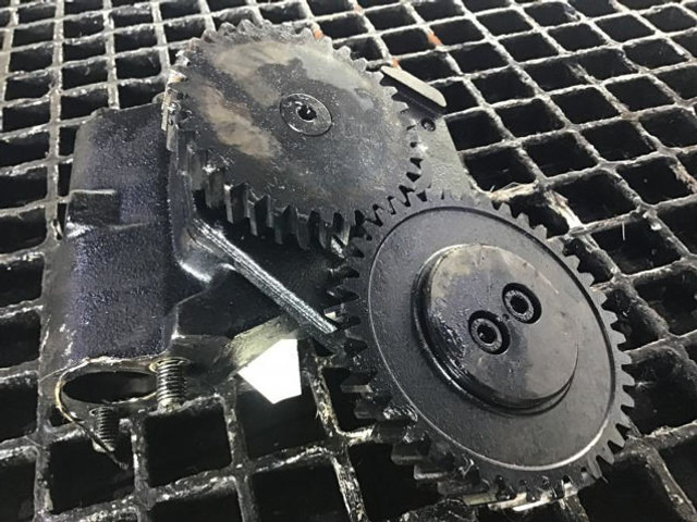 Liebherr Oil Pump - Oil pump: picture 2 Liebherr Oil Pump - Oil pump: picture 2