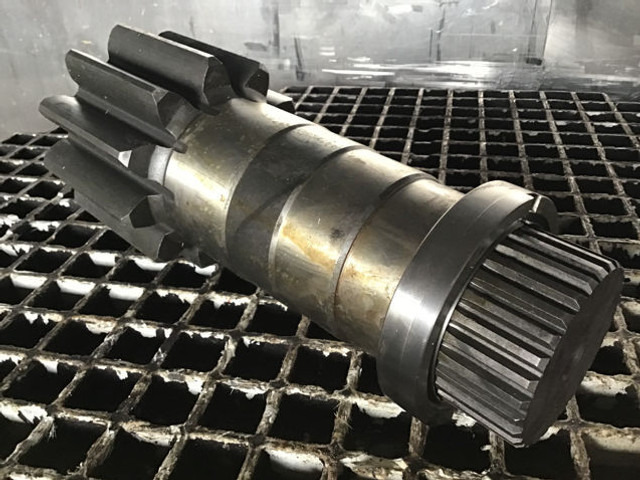 New Axle and parts Liebherr Output Shaft: picture 10