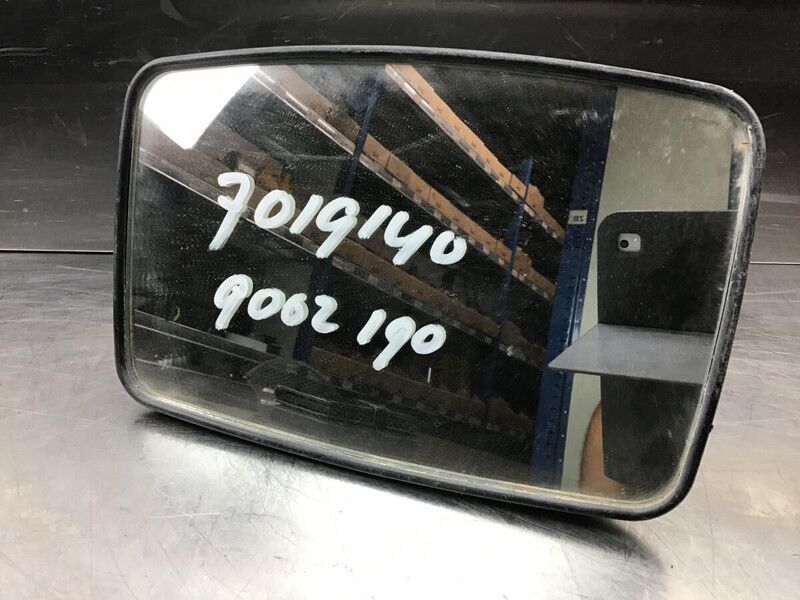 Liebherr R900 Li / R914B / R912 Li / R904 / R902 Li - Rear view mirror: picture 1 Liebherr R900 Li / R914B / R912 Li / R904 / R902 Li - Rear view mirror: picture 1
