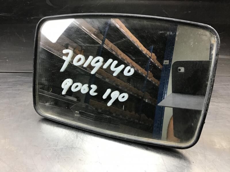 Liebherr R900 Li / R914B / R912 Li / R904 / R902 Li - Rear view mirror: picture 3 Liebherr R900 Li / R914B / R912 Li / R904 / R902 Li - Rear view mirror: picture 3