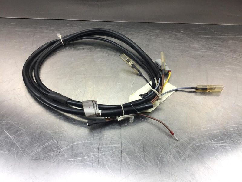 Liebherr R912 Li / R902 Li - Cables/ Wire harness: picture 1 Liebherr R912 Li / R902 Li - Cables/ Wire harness: picture 1