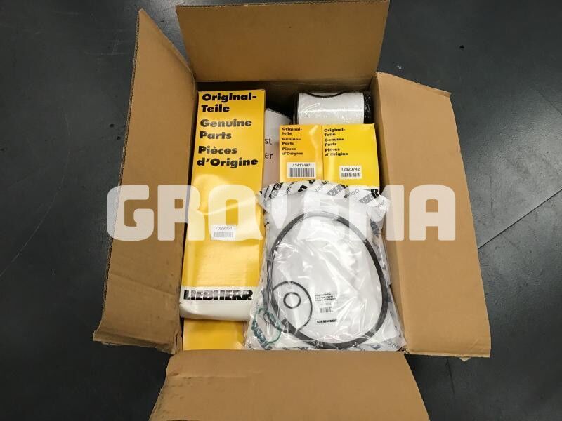 Liebherr Service Kit 2000 hours R906/R916/R926 - Spare parts: picture 2 Liebherr Service Kit 2000 hours R906/R916/R926 - Spare parts: picture 2