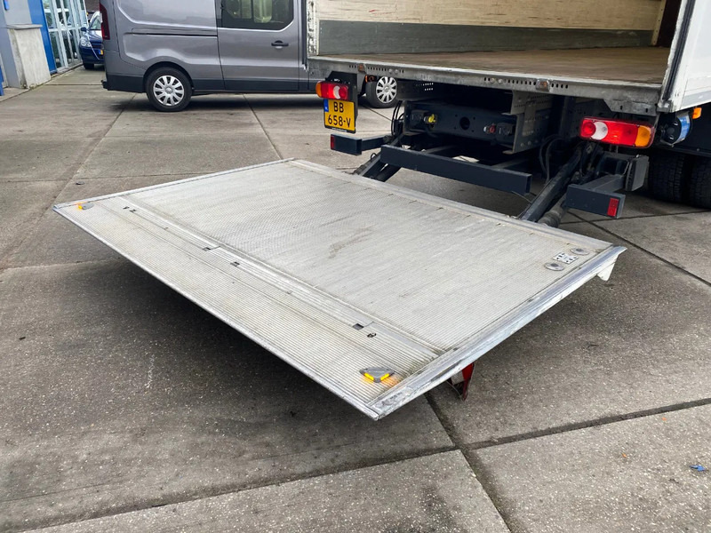 Box truck Renault D16.280 / Closed Box / Automatic / Euro 6: picture 12 Box truck Renault D16.280 / Closed Box / Automatic / Euro 6: picture 12