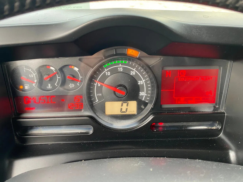 Box truck Renault D16.280 / Closed Box / Automatic / Euro 6: picture 9 Box truck Renault D16.280 / Closed Box / Automatic / Euro 6: picture 9