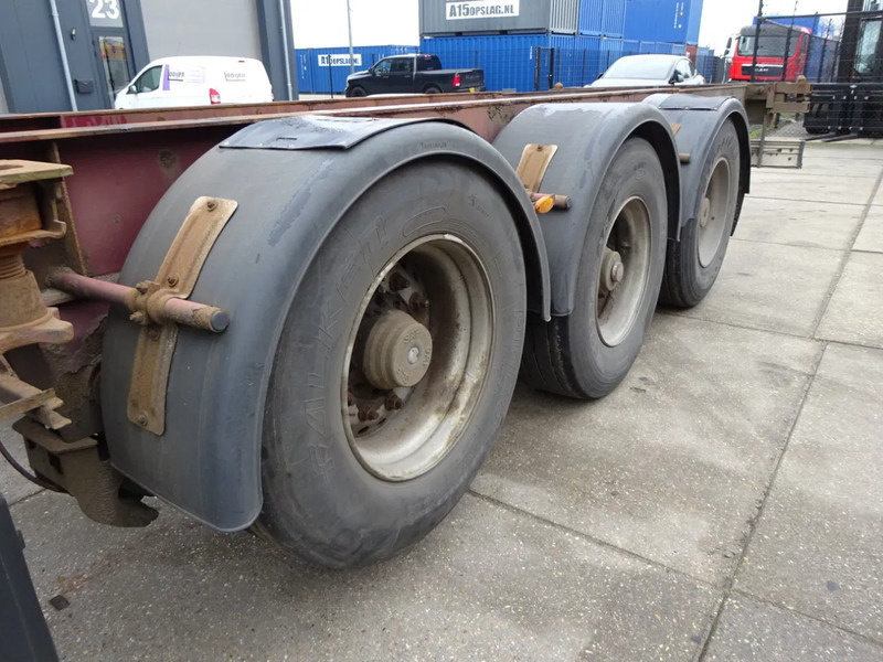 Container transporter/ Swap body semi-trailer Renders ROC 12.27 Container Chassis / SAF + DRUM / Lift Axle: picture 7