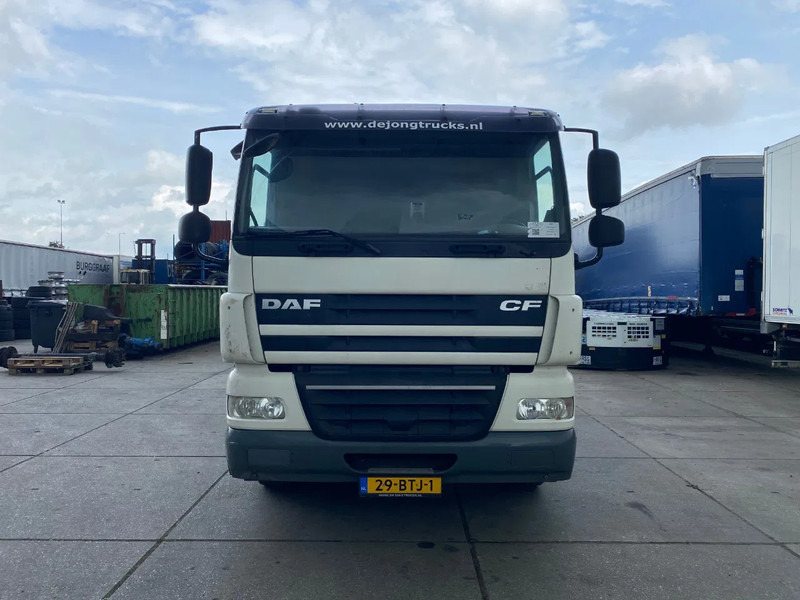 DAF CF 85.410 Sleepcab / ENGINE DAMAGE / ADR / Euro-5 - Tractor unit: picture 2 DAF CF 85.410 Sleepcab / ENGINE DAMAGE / ADR / Euro-5 - Tractor unit: picture 2