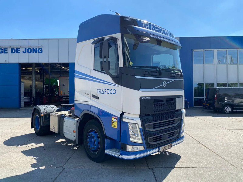 Volvo FH 13.420 Globetrotter / ADR + PTO / Stand Airco - Tractor unit: picture 3 Volvo FH 13.420 Globetrotter / ADR + PTO / Stand Airco - Tractor unit: picture 3