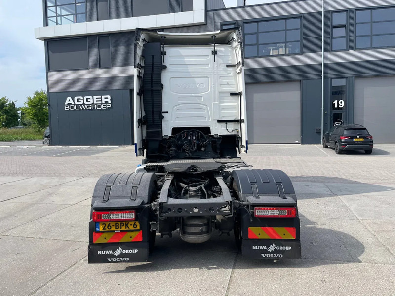 Volvo FH 13.460 Globetrotter / I-save - Tractor unit: picture 5 Volvo FH 13.460 Globetrotter / I-save - Tractor unit: picture 5