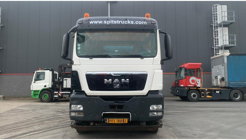 MAN TGS 35.360 Liebherr + 9M3 - Concrete mixer truck: picture 2 MAN TGS 35.360 Liebherr + 9M3 - Concrete mixer truck: picture 2