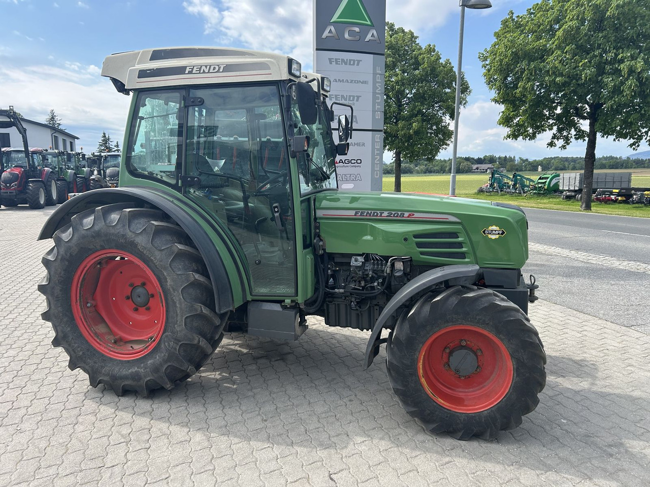 Fendt Farmer 208 PA - Farm tractor: picture 1 Fendt Farmer 208 PA - Farm tractor: picture 1