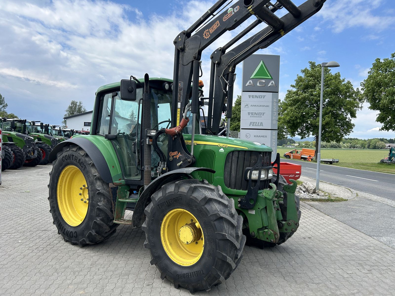 John Deere 6420 Premium - Farm tractor: picture 1 John Deere 6420 Premium - Farm tractor: picture 1