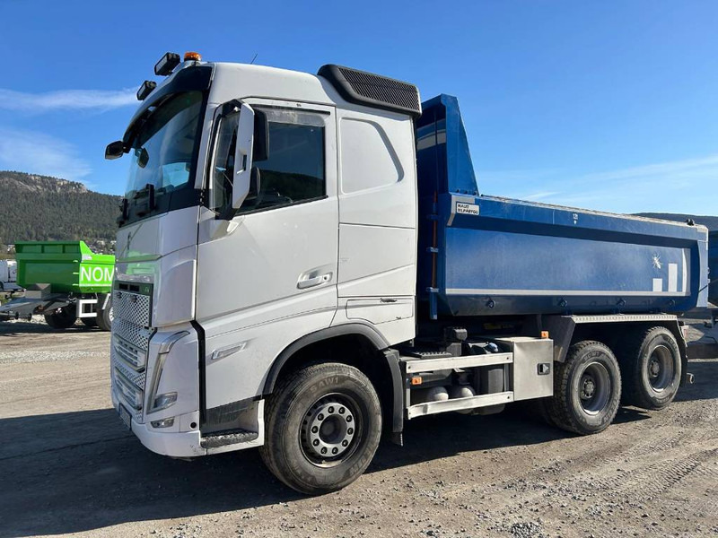 Volvo FH 540 6x4 + Maur trippelkjerre - Tipper: picture 2 Volvo FH 540 6x4 + Maur trippelkjerre - Tipper: picture 2