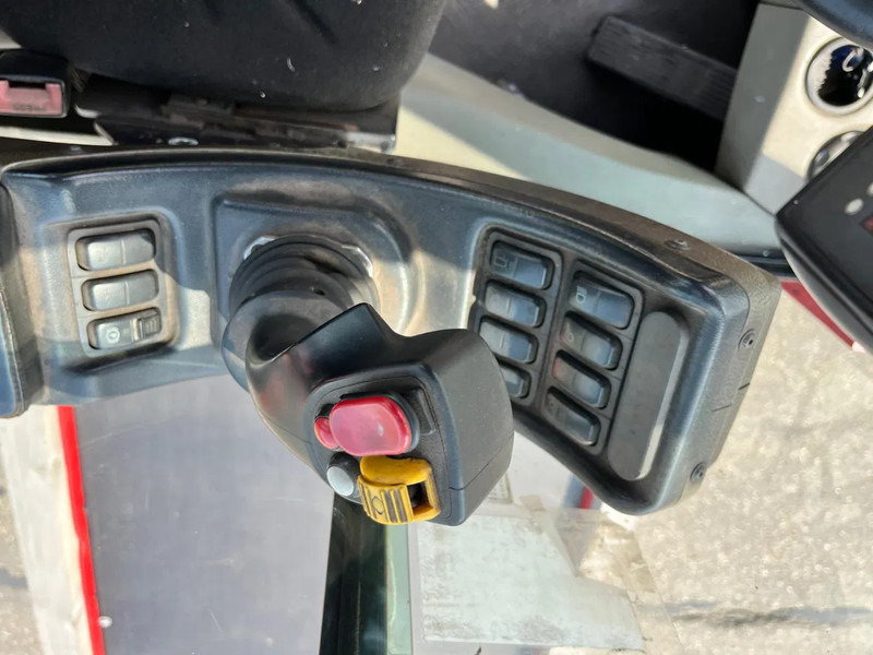 Side loader Bulmor JEQ 60/16/45: picture 10