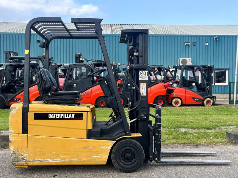Caterpillar EP18KT - Electric forklift: picture 1 Caterpillar EP18KT - Electric forklift: picture 1