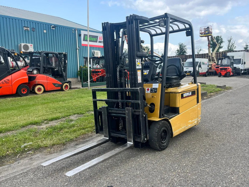 Caterpillar EP18KT - Electric forklift: picture 4 Caterpillar EP18KT - Electric forklift: picture 4