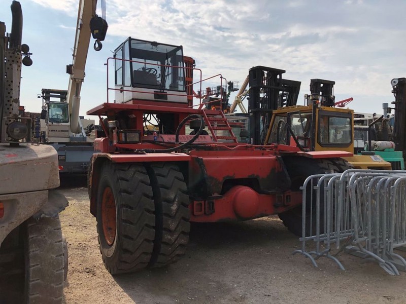 Fantuzzi FDC25K7DB - Container handler: picture 1 Fantuzzi FDC25K7DB - Container handler: picture 1