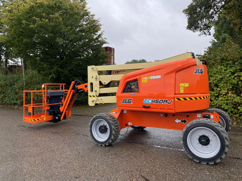 JLG EC450AJ - Articulated boom: picture 2 JLG EC450AJ - Articulated boom: picture 2