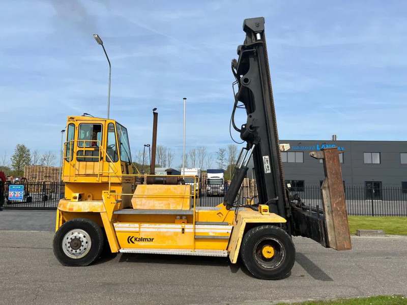 Container handler Kalmar DCB 25ECSR: picture 1