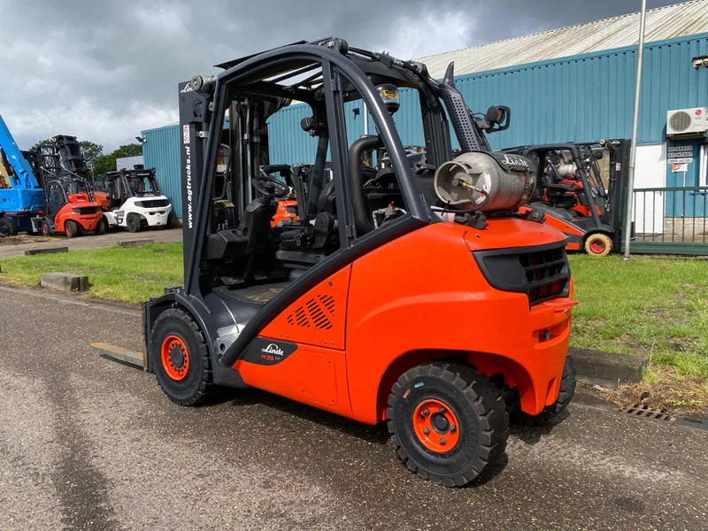 Linde H35T-02 - LPG forklift: picture 5 Linde H35T-02 - LPG forklift: picture 5