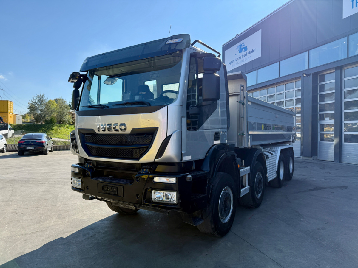 IVECO 500 8x4 Kipper Bordmatik - Tipper: picture 2 IVECO 500 8x4 Kipper Bordmatik - Tipper: picture 2