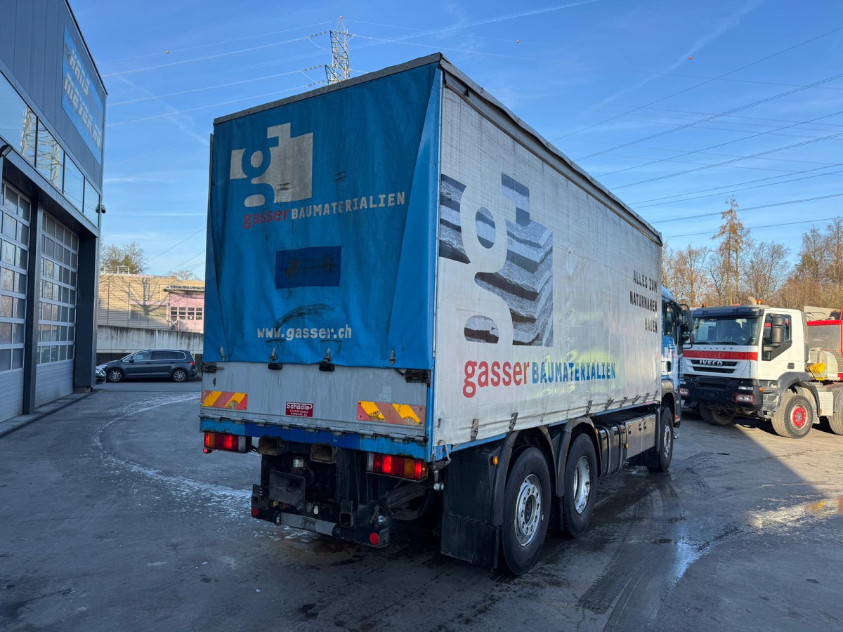 MAN TGA 26.440 6x2 - Curtainsider truck: picture 5 MAN TGA 26.440 6x2 - Curtainsider truck: picture 5