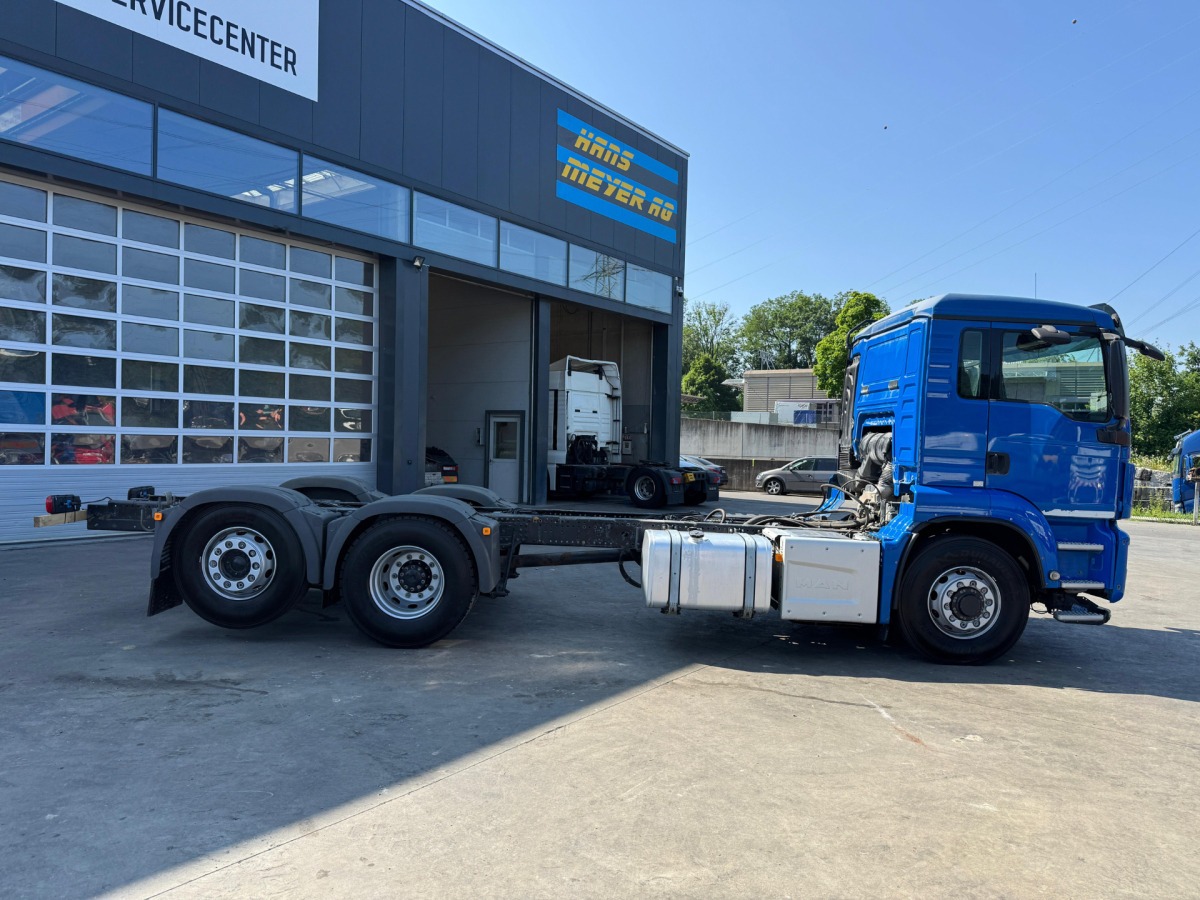 MAN TGS 26.440 6x2/4 Fahrgestell - Cab chassis truck: picture 4 MAN TGS 26.440 6x2/4 Fahrgestell - Cab chassis truck: picture 4