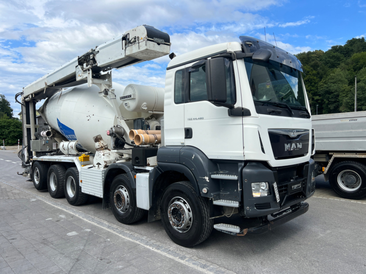 MAN TGS 35.480 10x4 10m3 Förderband 17M Liebherr - Concrete mixer truck: picture 3 MAN TGS 35.480 10x4 10m3 Förderband 17M Liebherr - Concrete mixer truck: picture 3