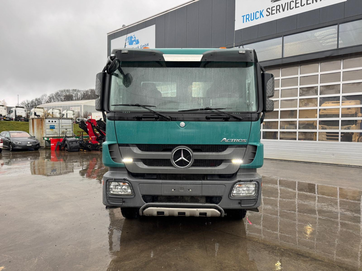 MERCEDES Actros 3248 8x4 Hiab 26T SWS - Hook lift truck: picture 2 MERCEDES Actros 3248 8x4 Hiab 26T SWS - Hook lift truck: picture 2