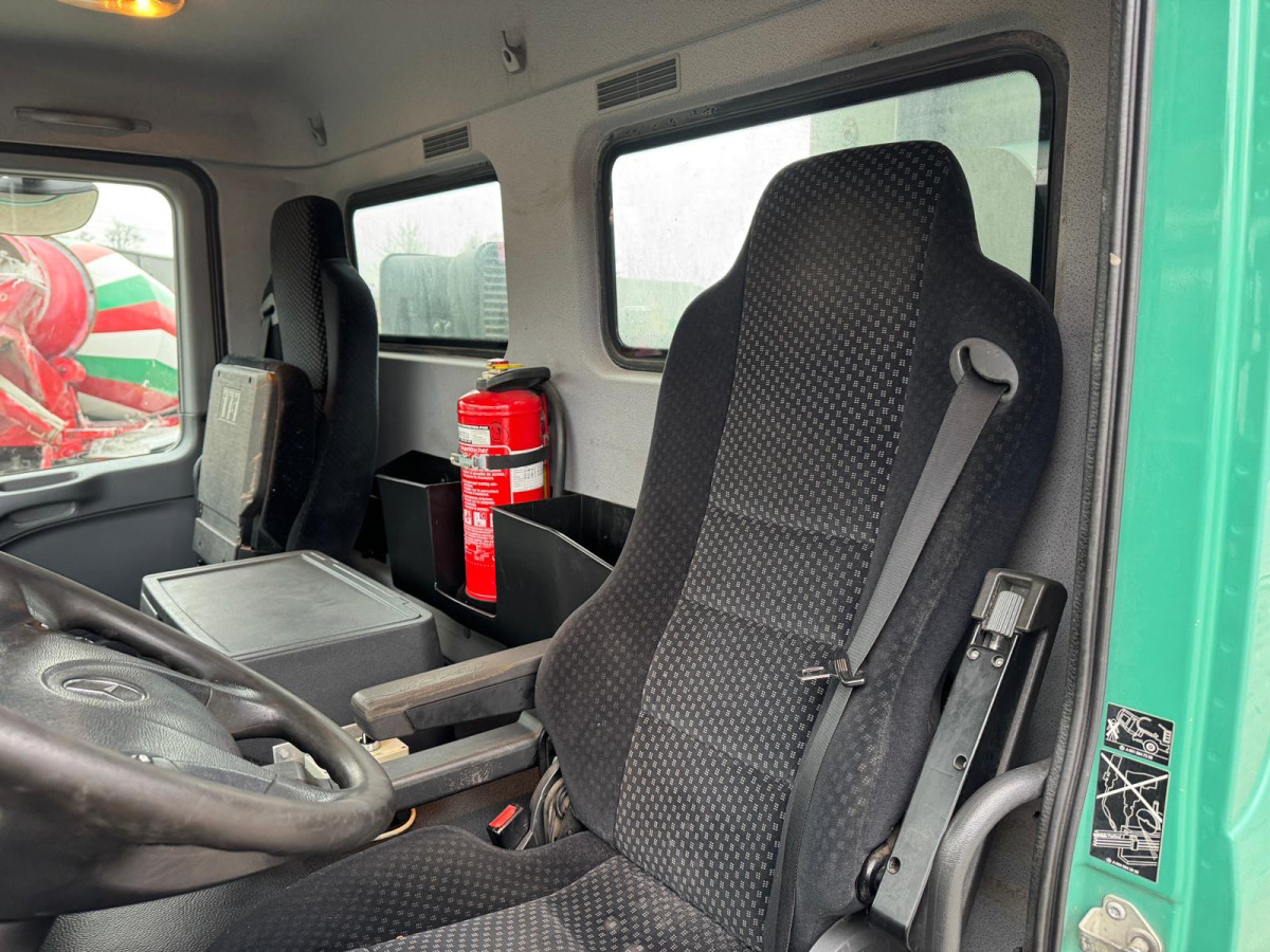 Hook lift truck MERCEDES Actros 3248 Hiabt 26T AHK: picture 13 Hook lift truck MERCEDES Actros 3248 Hiabt 26T AHK: picture 13