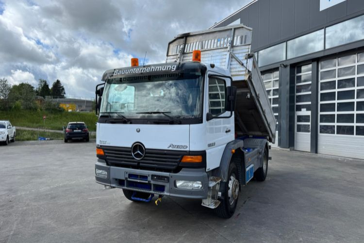 Mercedes-Benz Atego 1523 4x4 3S Kipper - Tipper: picture 1 Mercedes-Benz Atego 1523 4x4 3S Kipper - Tipper: picture 1
