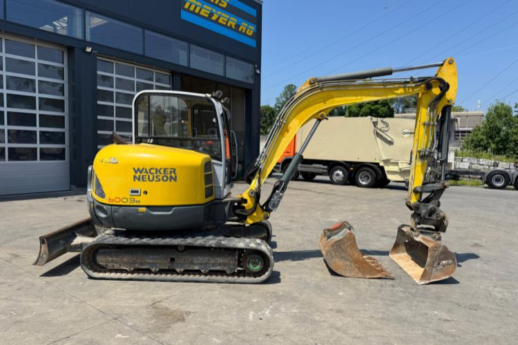 Neuson 6003 - Crawler excavator: picture 3 Neuson 6003 - Crawler excavator: picture 3