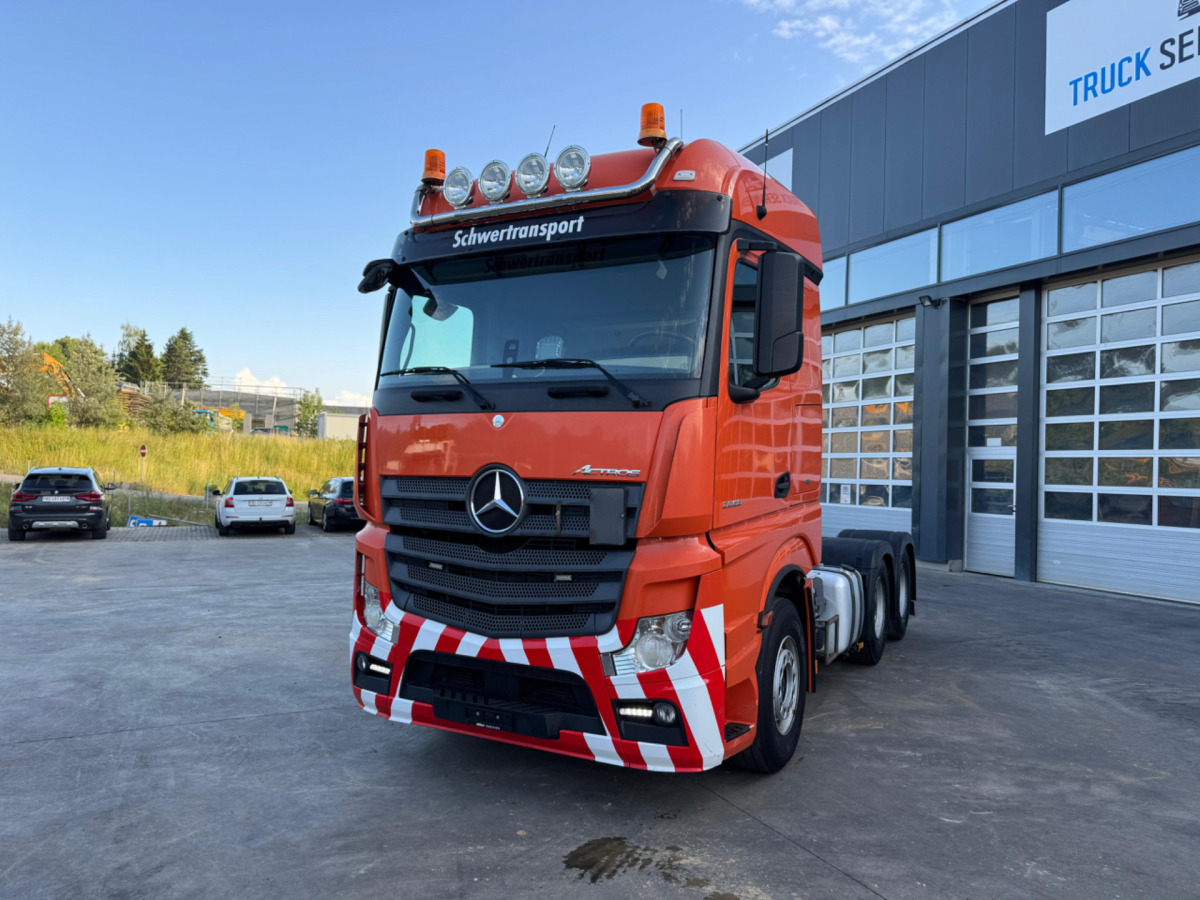 MERCEDES Actros 3358 6x4 120T - Tractor unit: picture 1 MERCEDES Actros 3358 6x4 120T - Tractor unit: picture 1