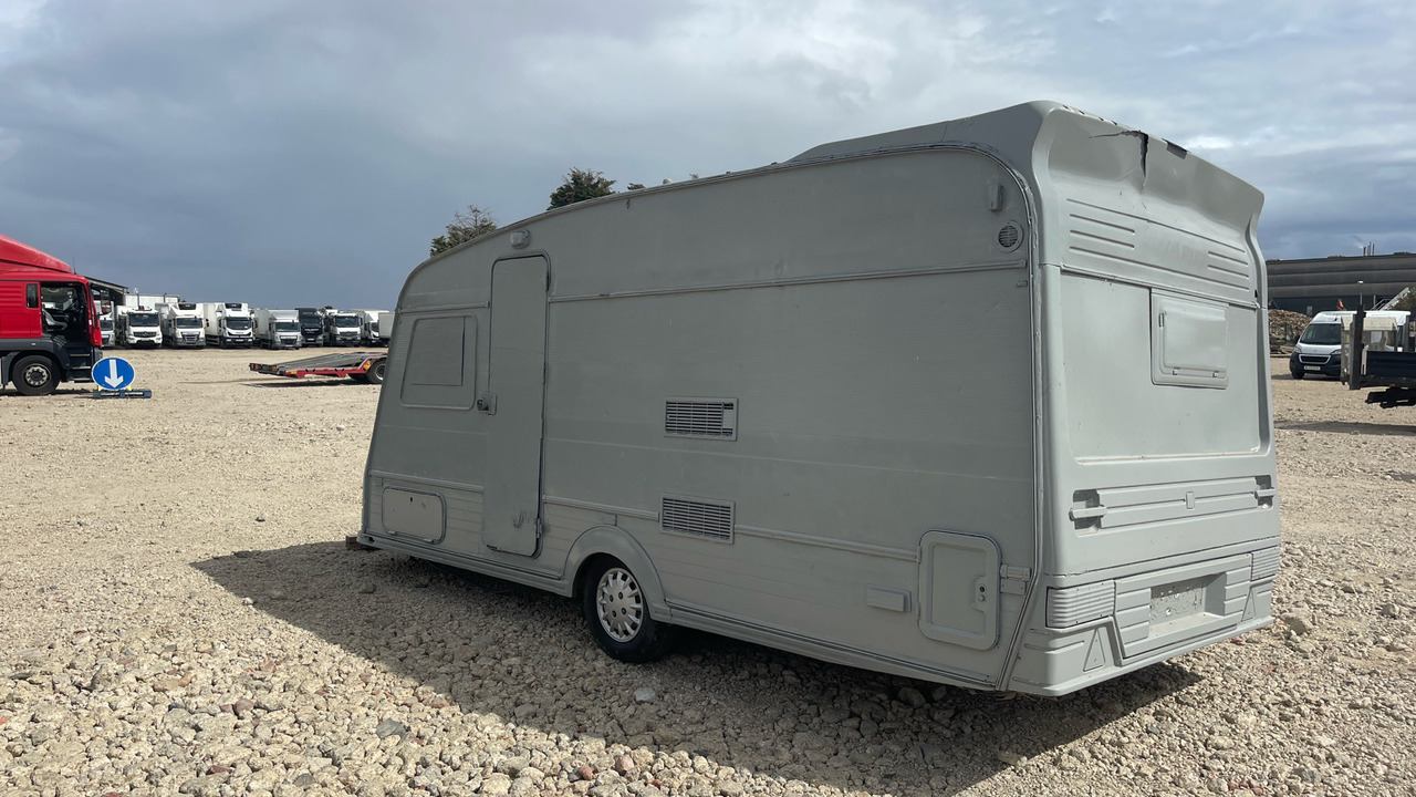 CATERING CARAVAN - Construction equipment: picture 4 CATERING CARAVAN - Construction equipment: picture 4