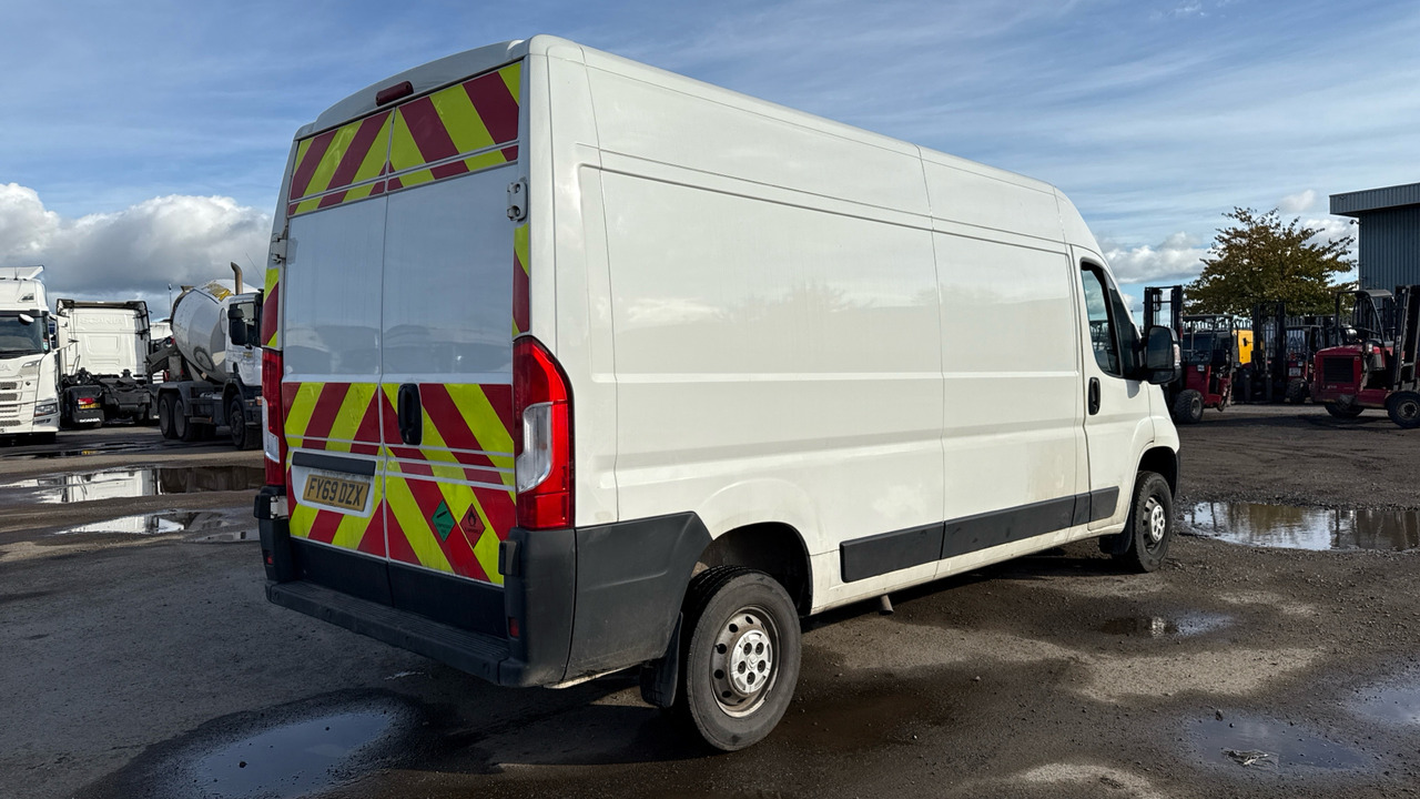 CITROEN RELAY 35 2.2 BlueHDi 140ps - Panel van: picture 4 CITROEN RELAY 35 2.2 BlueHDi 140ps - Panel van: picture 4