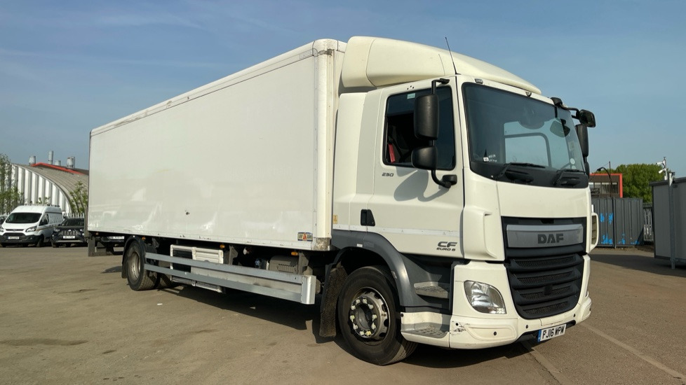 DAF CF 250 EURO 6 18 TONNE - Refrigerator truck: picture 1 DAF CF 250 EURO 6 18 TONNE - Refrigerator truck: picture 1