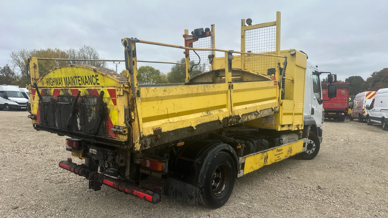 DAF LF 180 - Dropside/ Flatbed truck: picture 4 DAF LF 180 - Dropside/ Flatbed truck: picture 4
