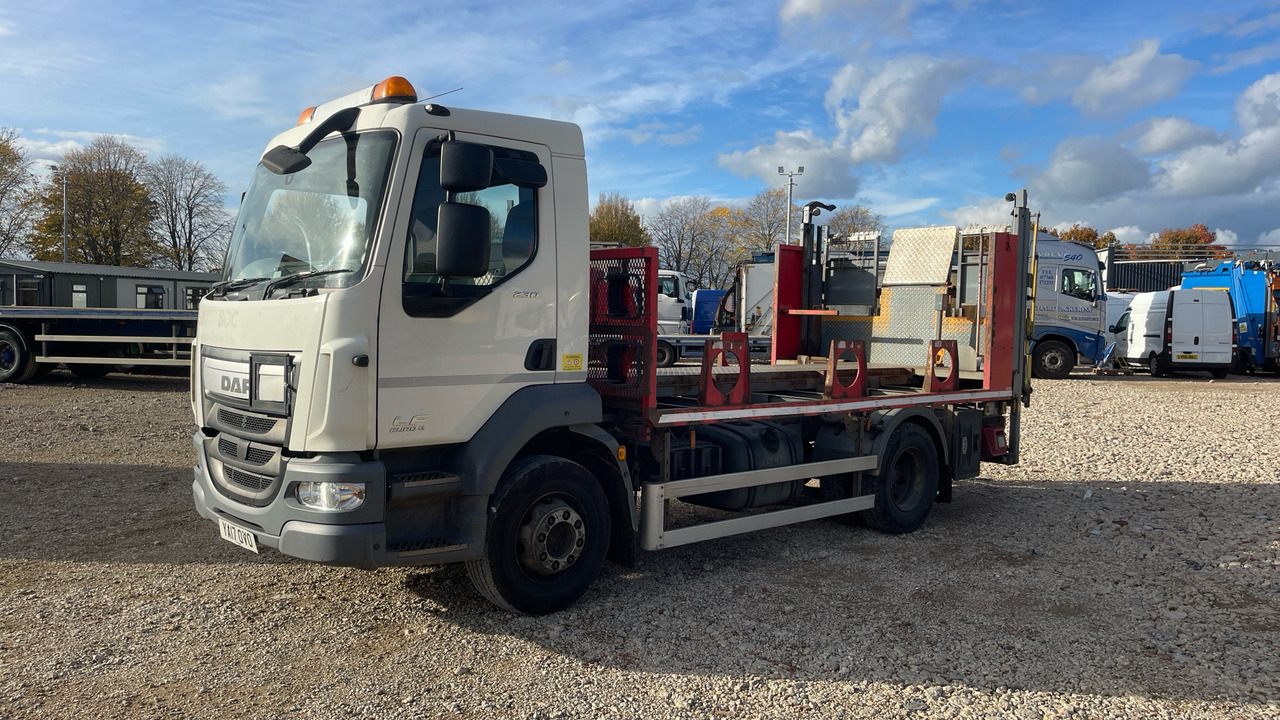 DAF LF 230 - Dropside/ Flatbed truck: picture 2 DAF LF 230 - Dropside/ Flatbed truck: picture 2