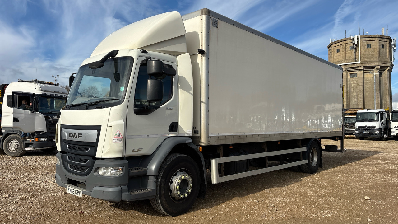 DAF LF 230 - Box truck: picture 2 DAF LF 230 - Box truck: picture 2