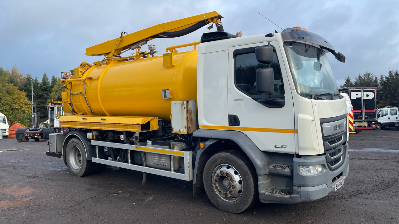 DAF LF 260 - Vacuum truck: picture 1 DAF LF 260 - Vacuum truck: picture 1